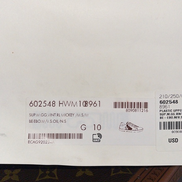 Authentic Gucci x Disney ace Mickey Mouse sneakers in a 10G supreme canvas GG - Picture 14 of 16